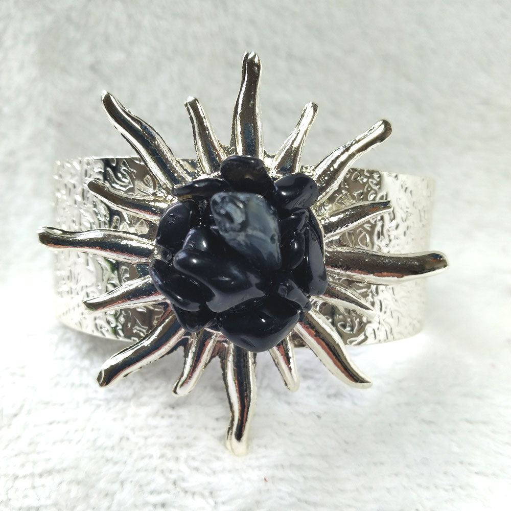 Radiant Sunburst: 24K White Gold Onyx Adjustable Bracelet