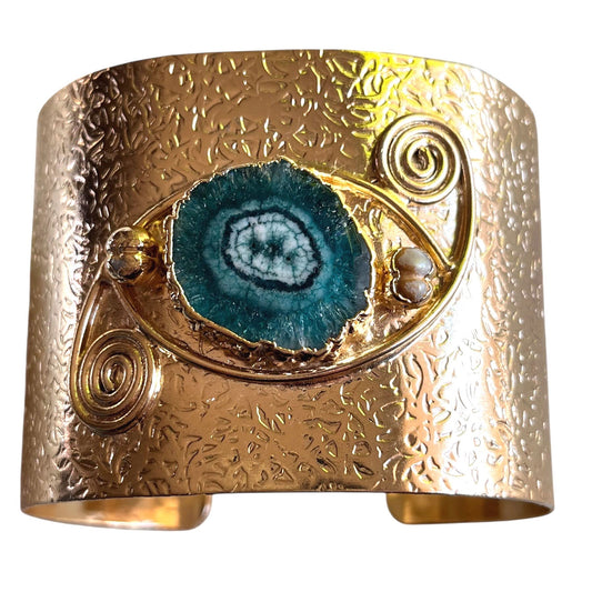 Decenarios Cool luxury adjustable bracelet, 24K gold plated brass with irregular green agate stone and Ionian Volutes - front