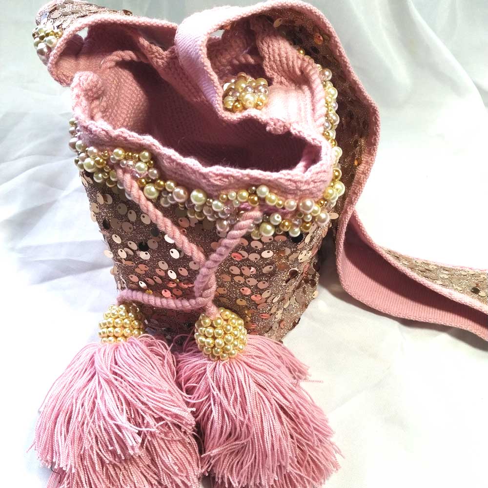 Vibrant Pink Wayuu Bag with Chic Gold Metal Accents